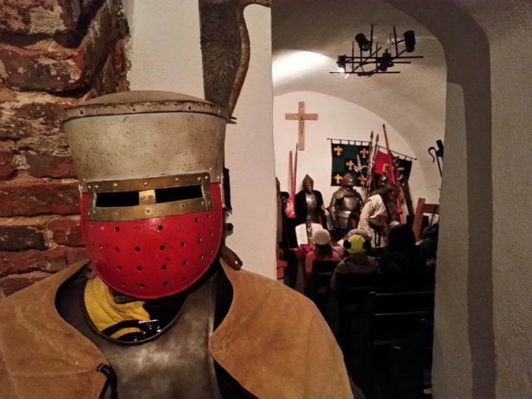 Przewodnik Sandomierz Michał Leszczyński zbrojownia rycerska w Sandomierzu